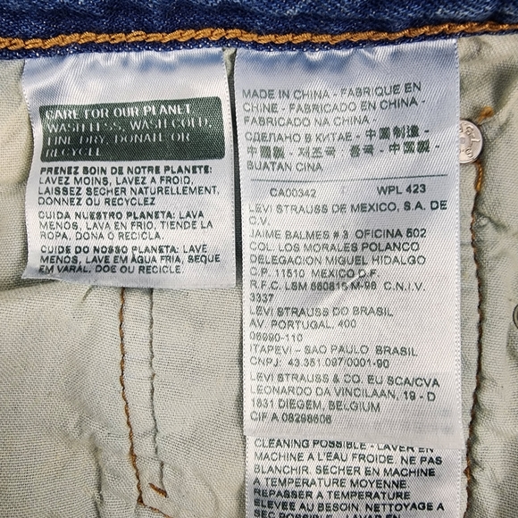 Levi's Jeans Womens 501 CT Button Fly Distressed Blue Denim Mid Rise Size 32x28 - Picture 13 of 13